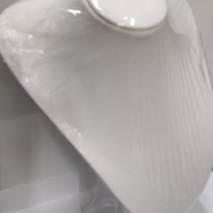 Busto p/colar, branco, alt.28cm.