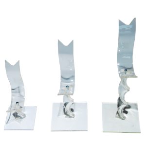 Expositor para calçado, haste torcida, em acrilico transparente, 15cm.