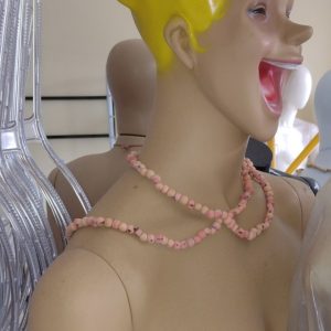 Manequim Sorriso, em fibra, c/base.